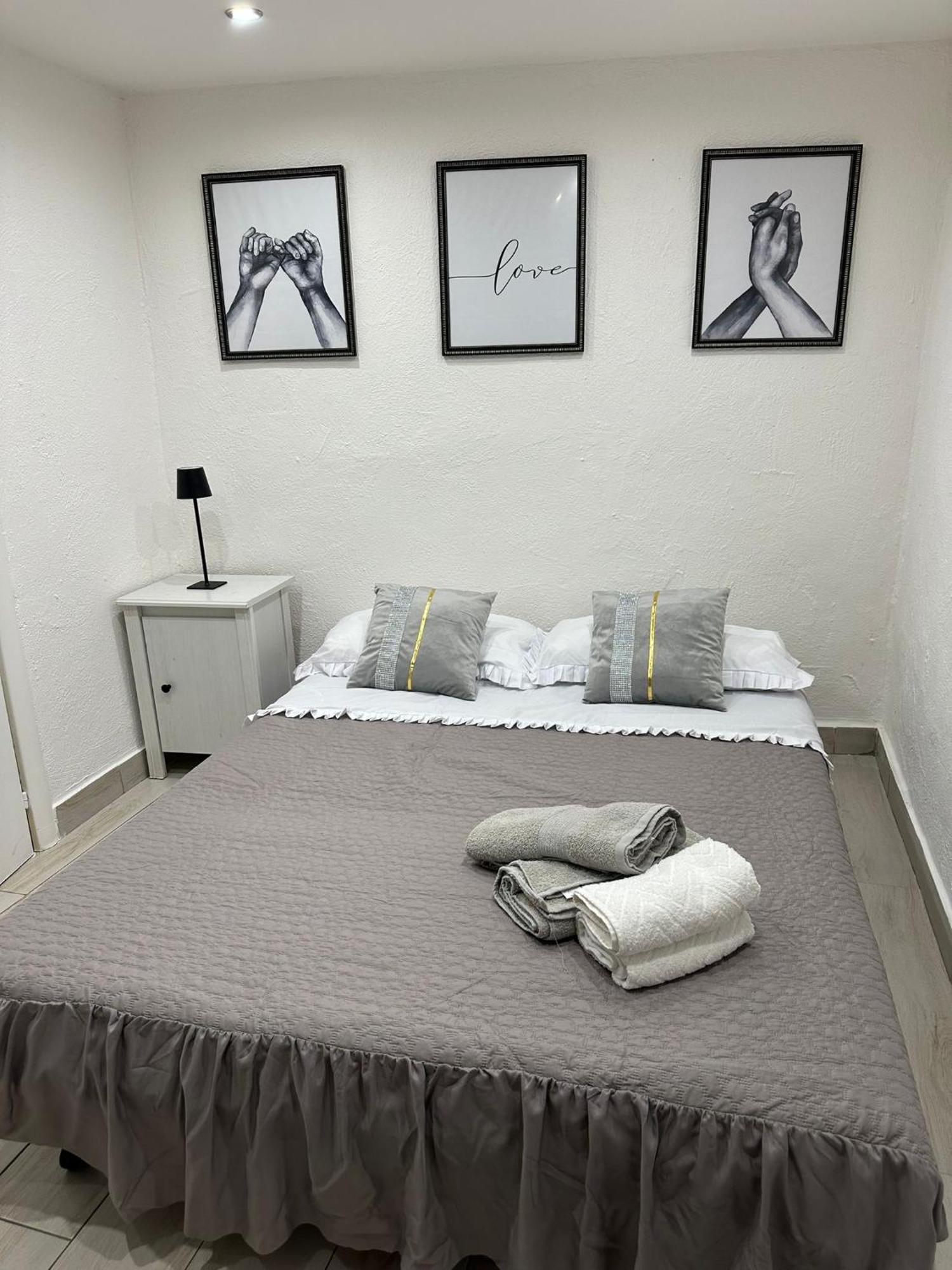 Vesuvia Guest House Napoli Eksteriør bilde